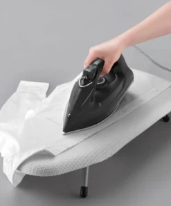 ENI334BLK - Bàn ủi hơi nước LocknLock 1800W, mặt đế ceramic, bình nước 220ml - LocknLock Online